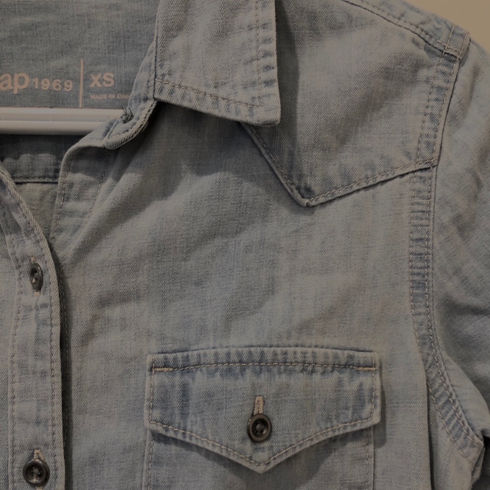 Denim Gap Shirtdress - Picture 2 of 5